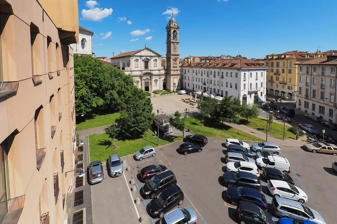 Duomo Luxury Apartment IV Milan