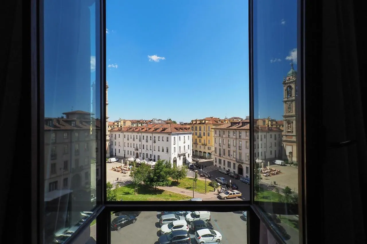 Duomo Luxury Apartment IV Milan