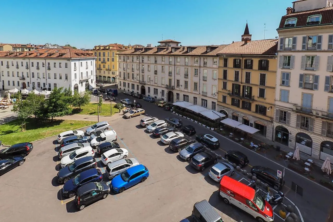 Duomo Luxury Apartment IV Milan